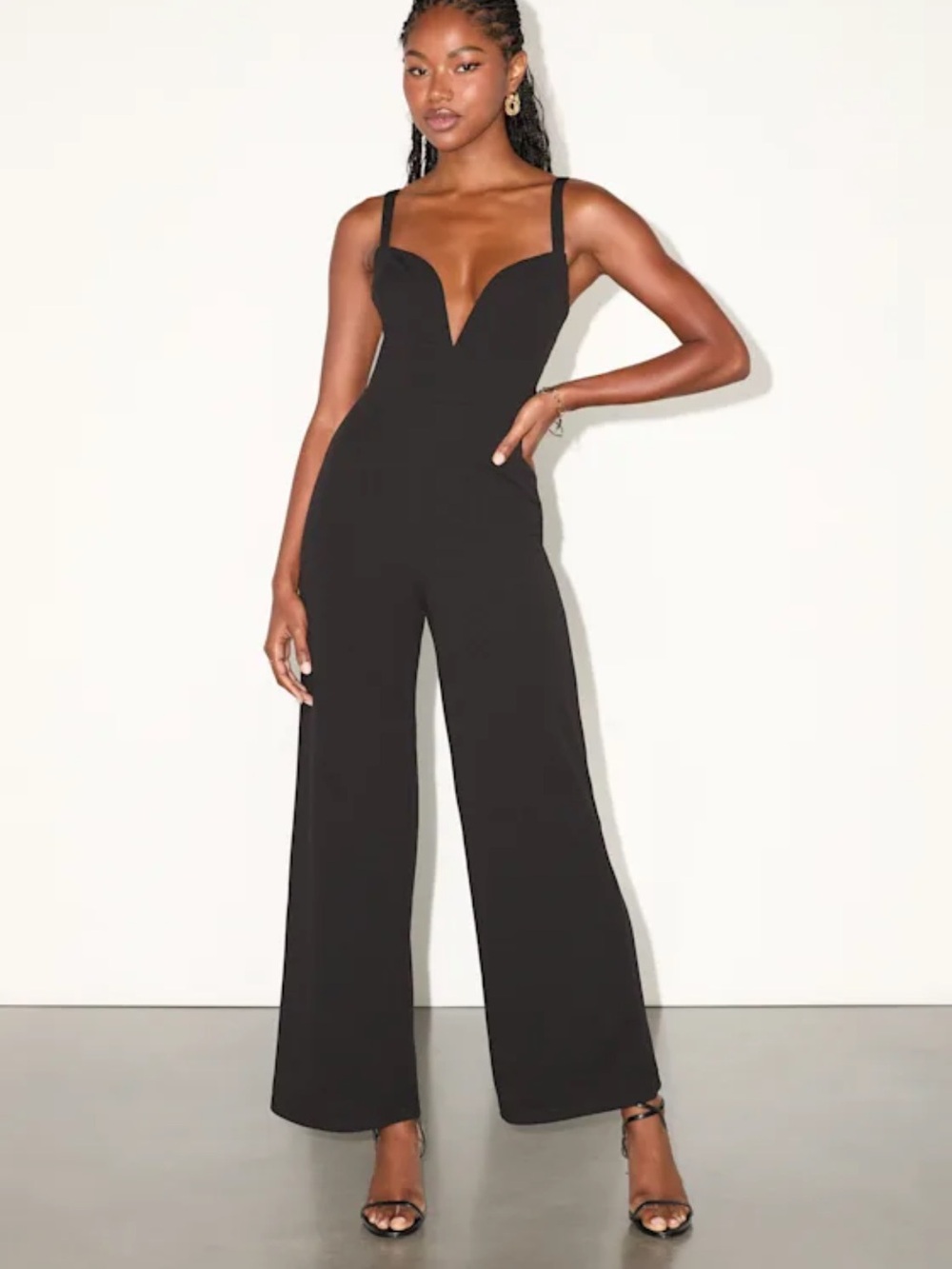 Lulus NWT Brighton Black Plunge Wide-Leg Jumpsuit
Size XS